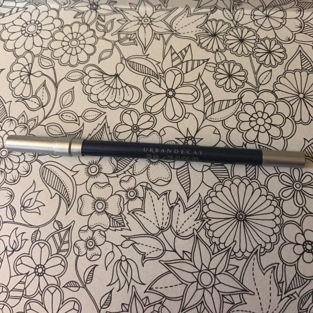 Urban decay eyeliner💙