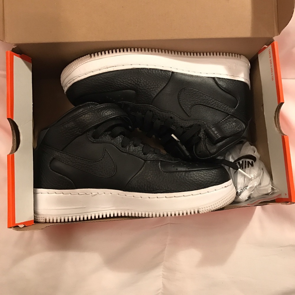 NikeLab Air Force 1 Mid (Black)