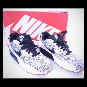 Nike AirMax Women's 8.5