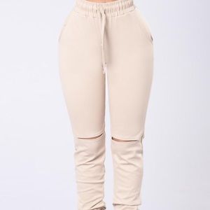 Only vibrations pant fashion nova