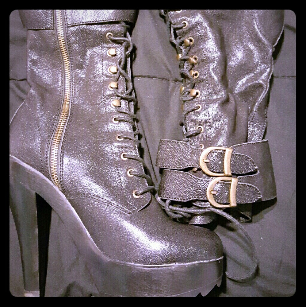 Jeffrey Campbell's Shaw Leather Boots