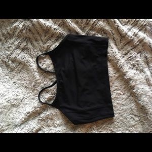 Black cross cross crop.