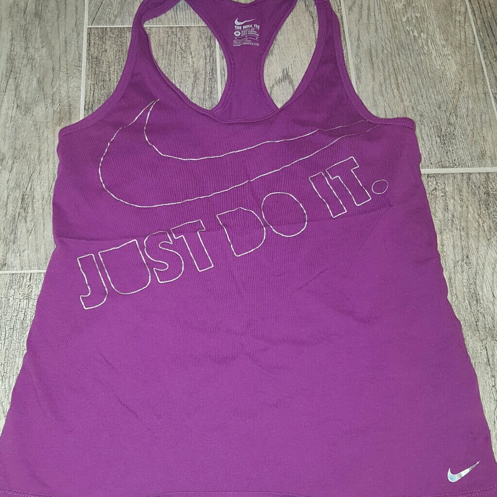 Nike tank