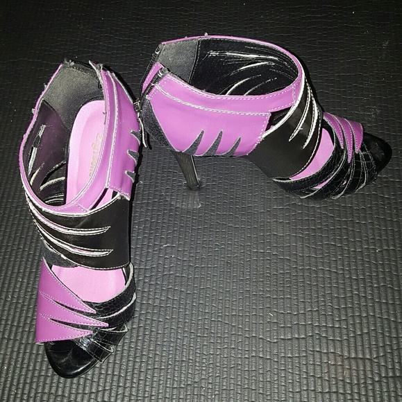 Multi-colored Heels *Good Condition* - Picture 2 of 4