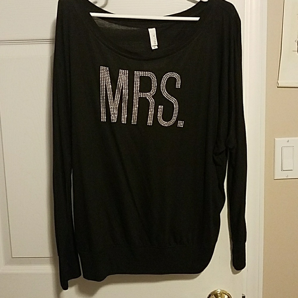 New with tags mrs. Long sleeve shirt
