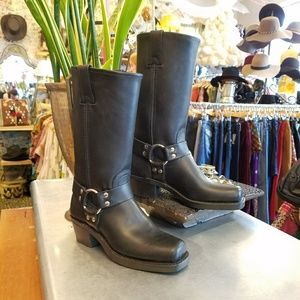Frye Harness 12R