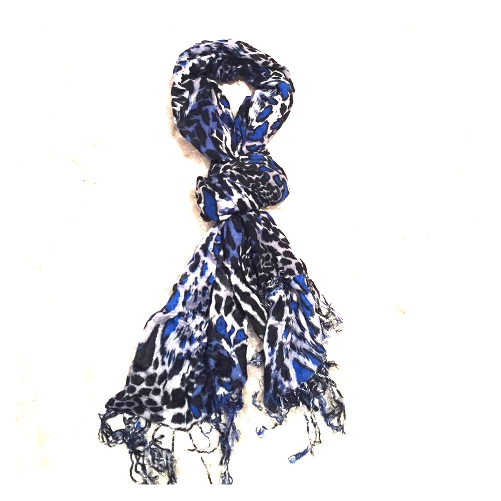 Cache Leopard Blue Scarf