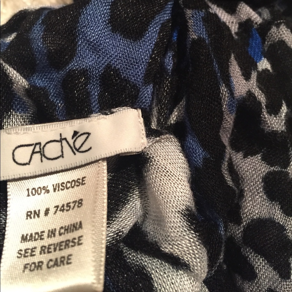 Cache Leopard Blue Scarf - Picture 2 of 5