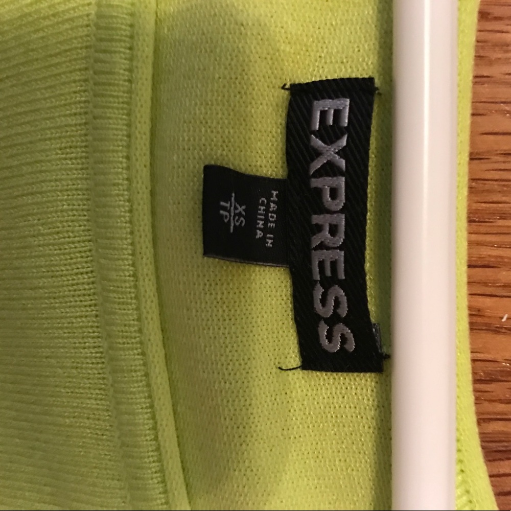 Express top - Picture 2 of 2