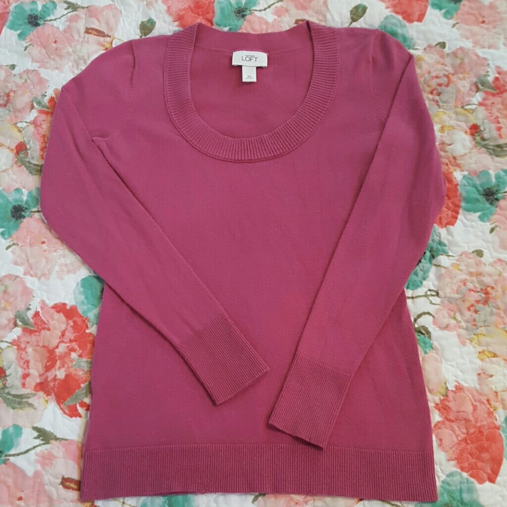 SOLD Pink Loft Scoop Neck Sweater