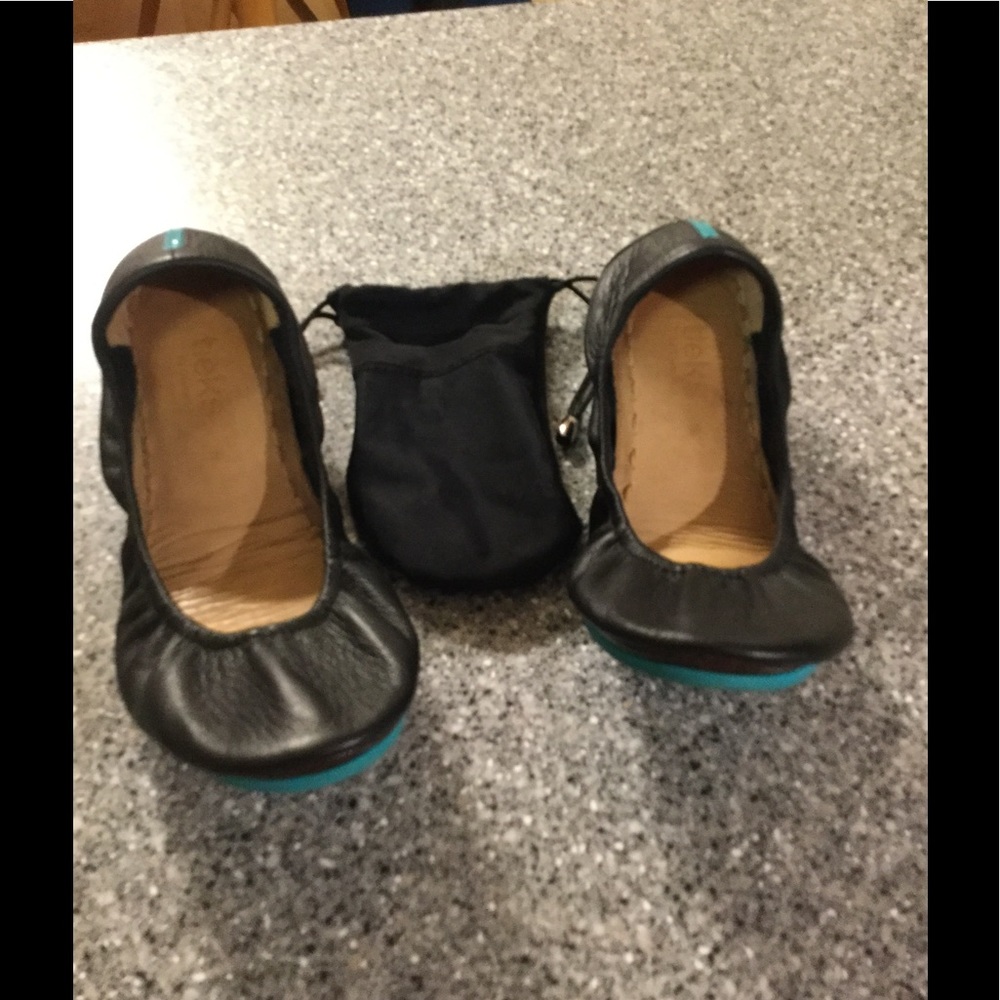 Black Tieks size 9