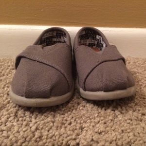Toms toddler shoes