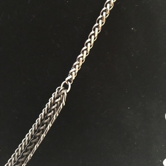 Chain Link Necklace - Picture 4 of 5