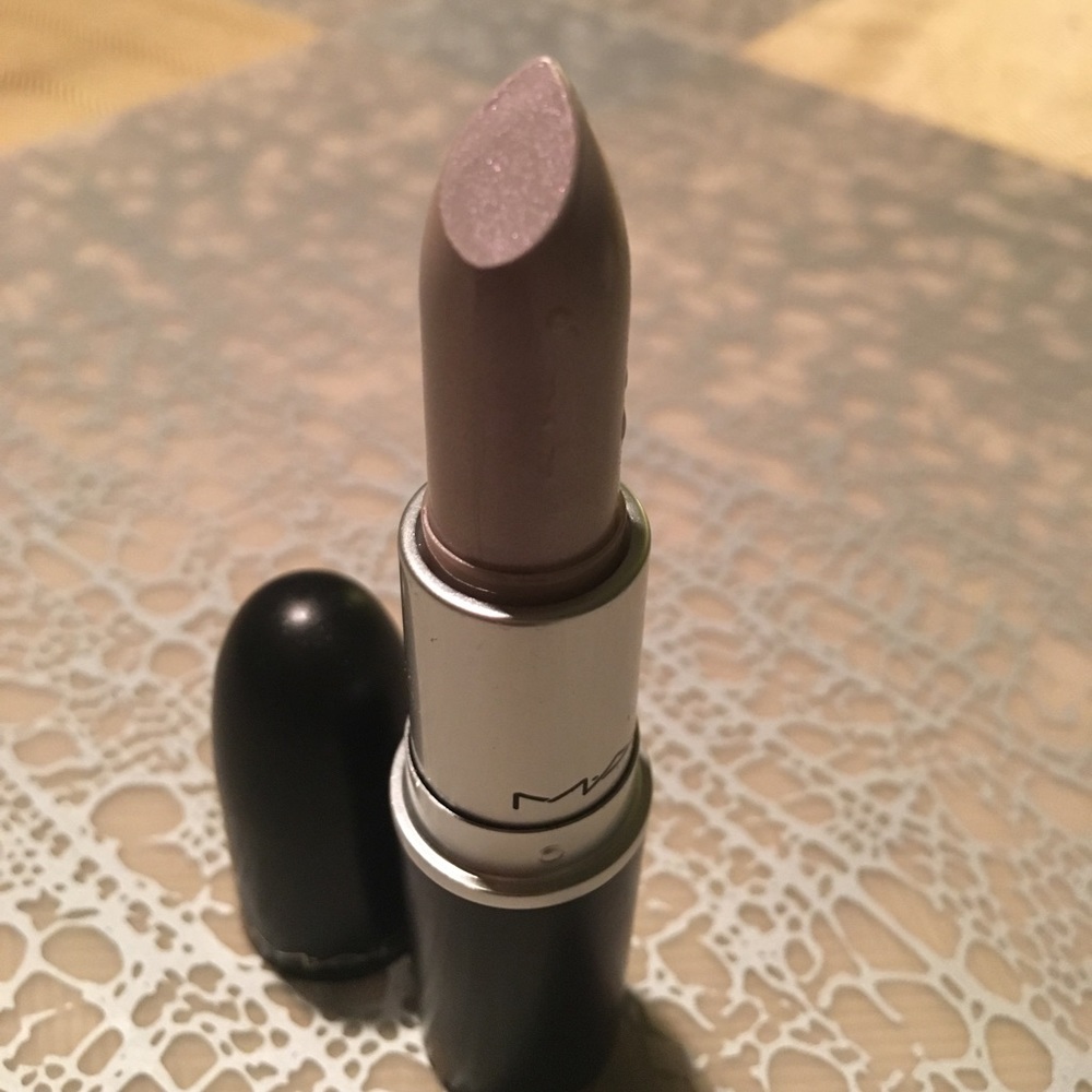 Mac Metal Maven lipstick