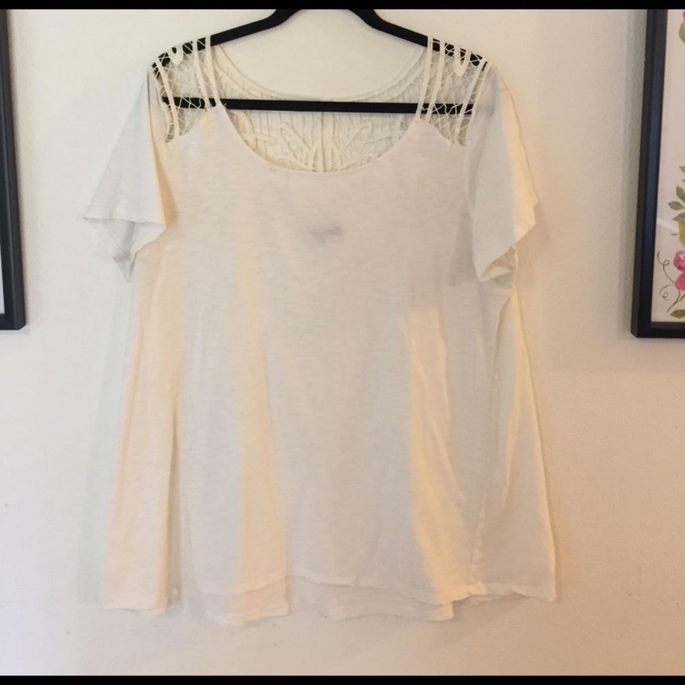 Torrid White shirt