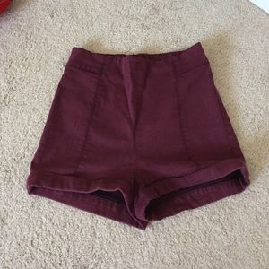 UO High waisted maroon zip up shorts