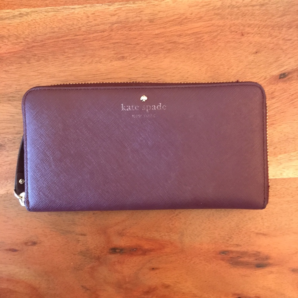 Kate Spade Zip Around Wallet