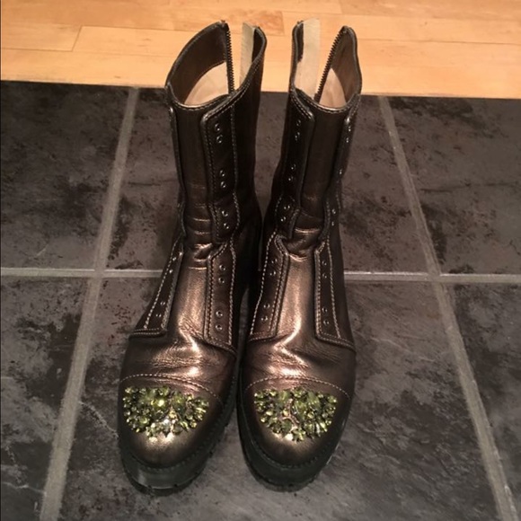 Worn twice too big for me - Picture 1 of 2