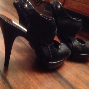SimplyVera Vera Wang Adami heels