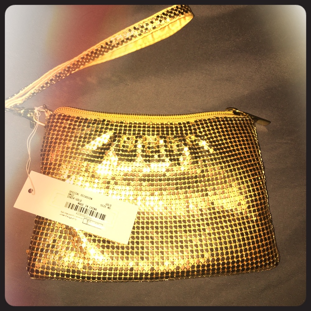 Small gold wristlet
