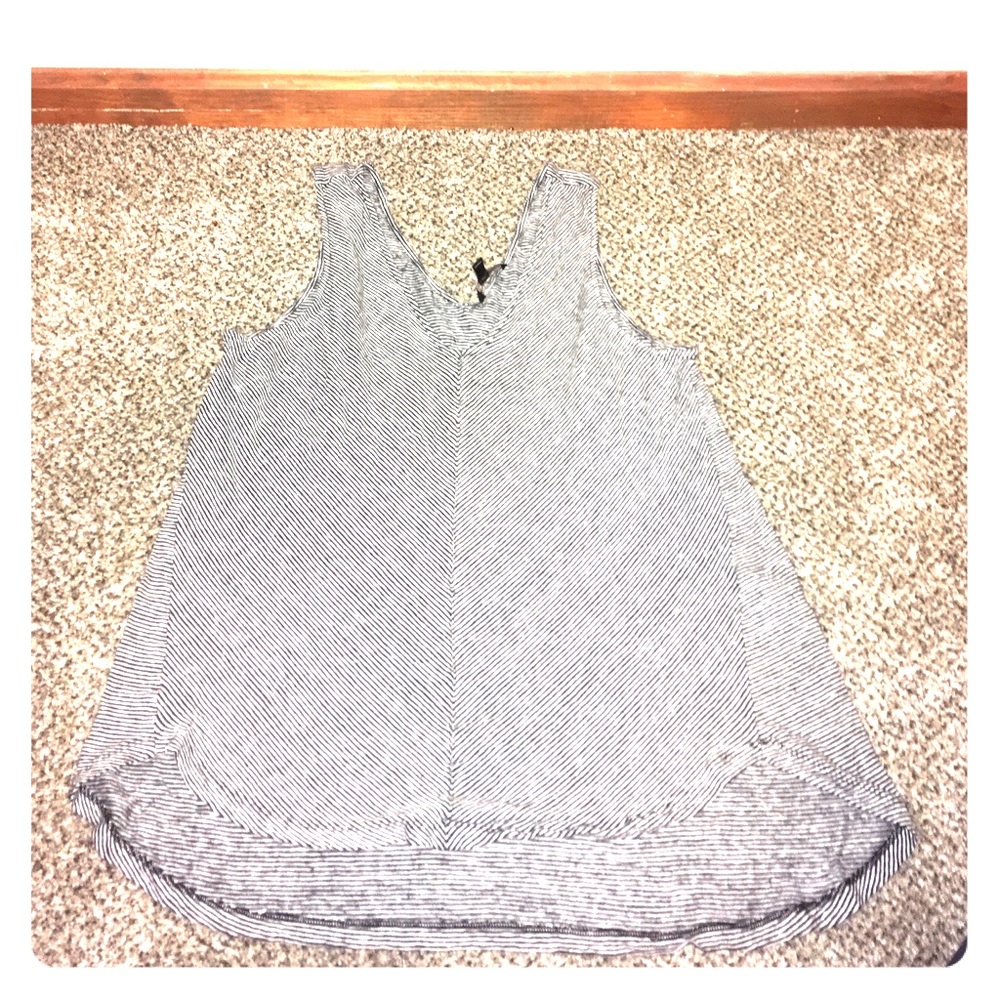 Banana Republic Black & White Linen Tank, XL.