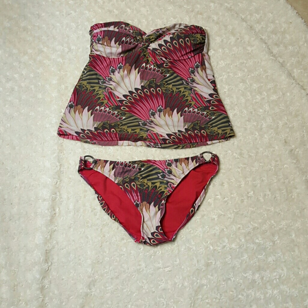 Swimming suit