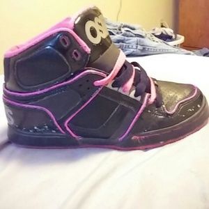 Osiris high top shoes