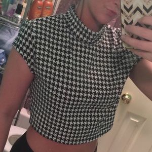 SUPER CUTE Houndstooth Crop Top Open Back