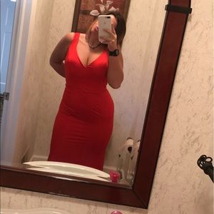 Red sherri hill prom dress