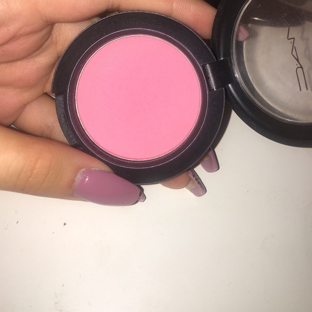 Mac blush
