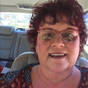 Meet your Posher, Luanne