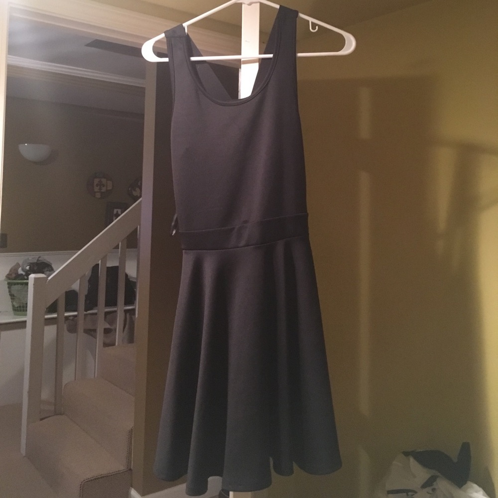 Black forever 21 dress