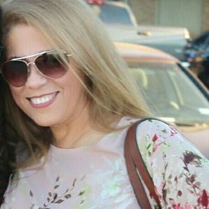 Meet your Posher, Alva