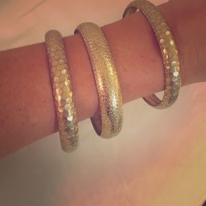 Set of 3 gold plated bangle bracelets