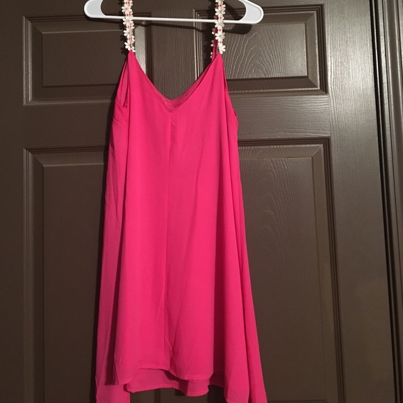Pink dress - Picture 3 of 4