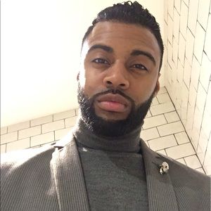 Meet your Posher, Larry