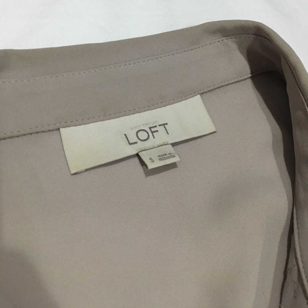 LOFT Sleeveless Ruffled Top - Picture 5 of 6