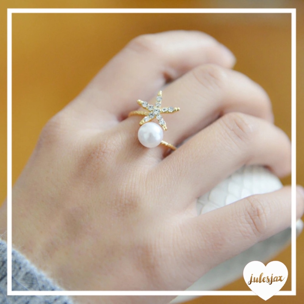 Gold & crystal starfish & pearl ring - Picture 1 of 2
