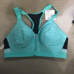 Victoria's Secret incredible sport bra