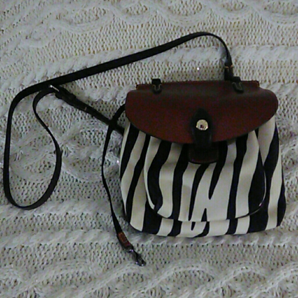 Dooney &Bourke Crossbody bag