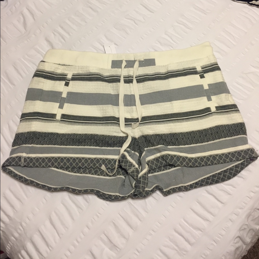 Loft Pattern Shorts
