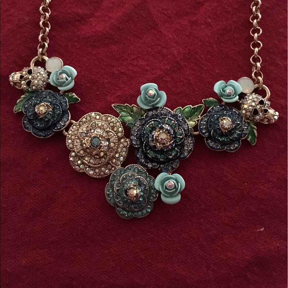 Blue rose Betsey Johnson necklace