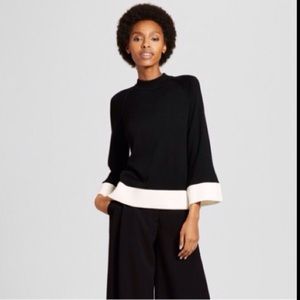 NWT Highneck Black and White Sweater