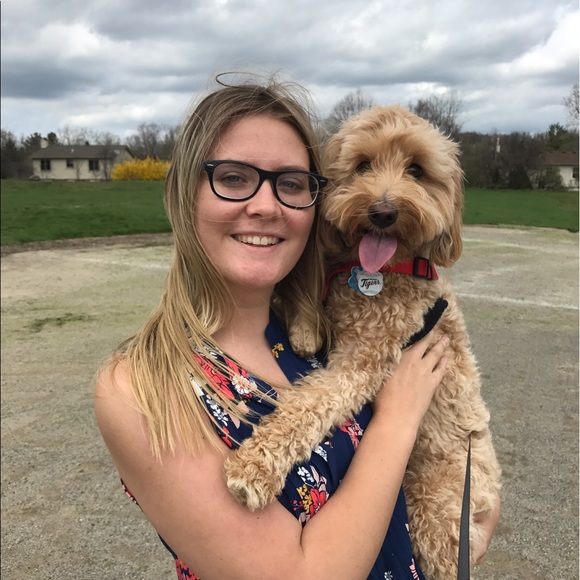 Meet your Posher, Jenny - Picture 2 of 2