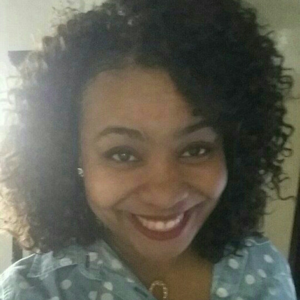 Meet your Posher, Crystal