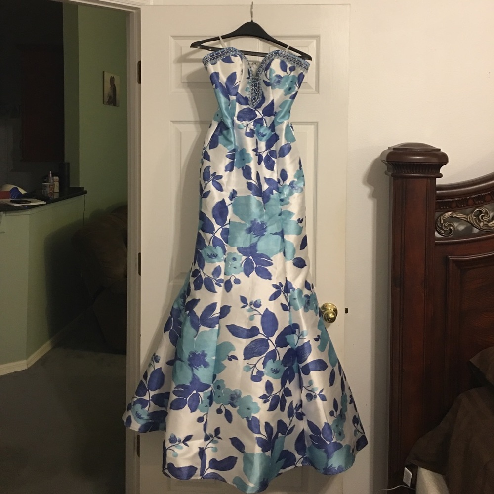 Camille la Vie gown