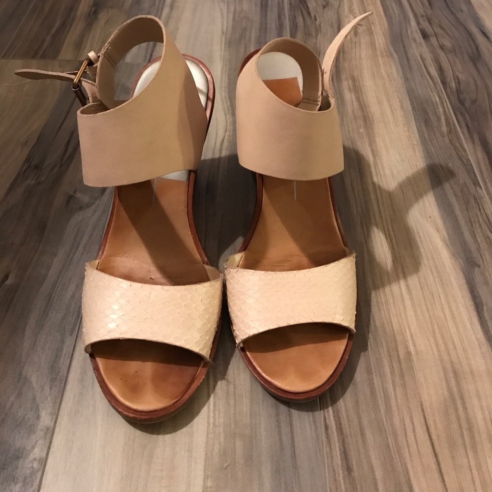 Dolce Vita nude wedges