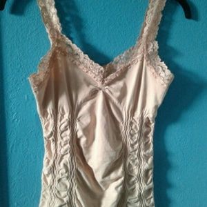 Light pink lacy tanktop