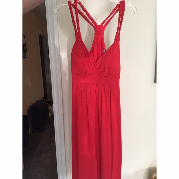 Red summer dress - Picture 1 of 3