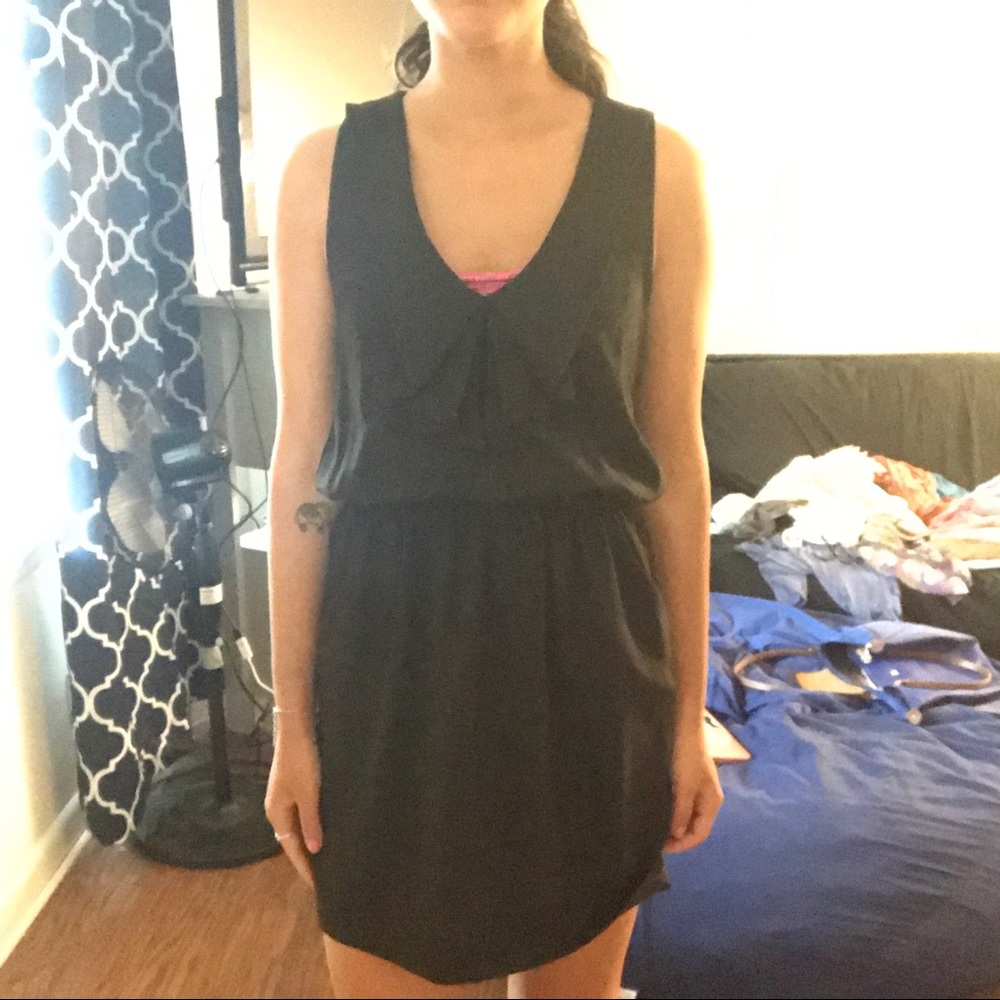 The PERFECT lbd (never worn). - Picture 4 of 4